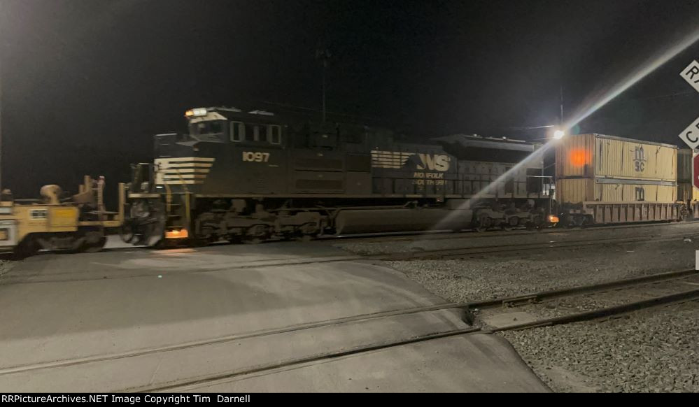 NS 1097 dpu on 11Z